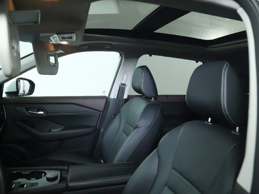 Certified 2023 Nissan Rogue SL AWD/4WD image 21