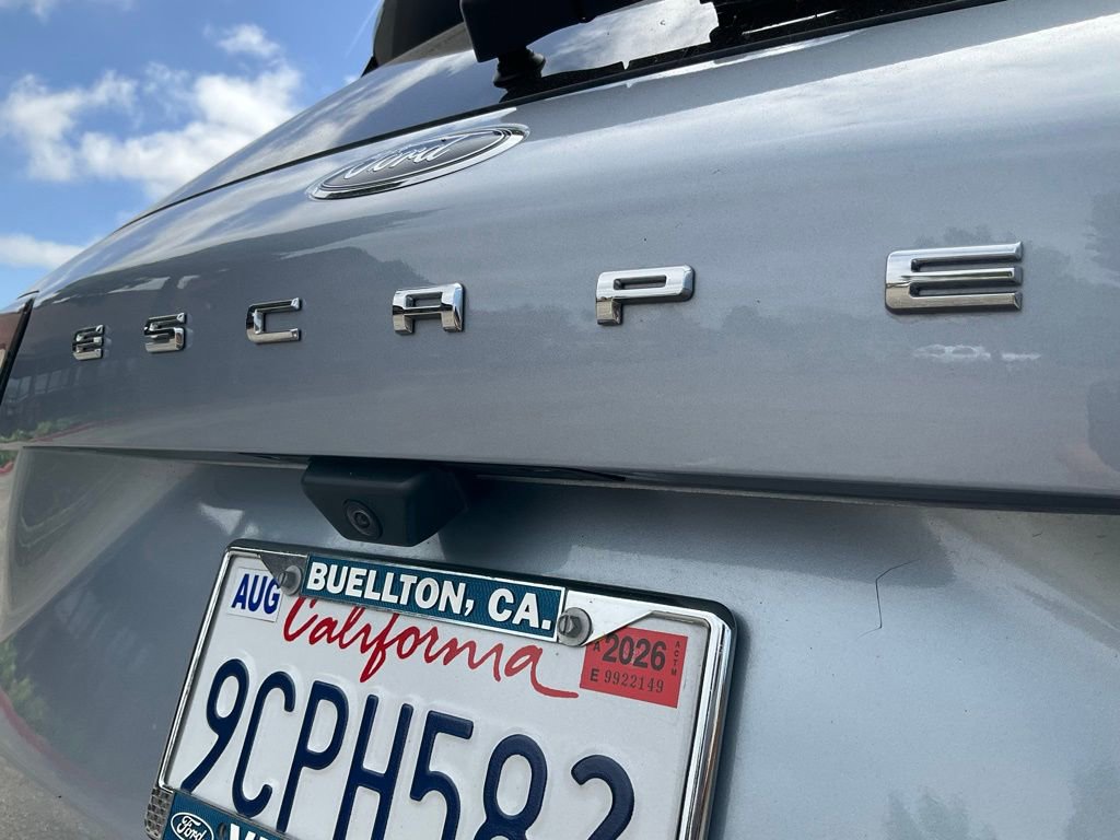 Used 2022 Ford Escape SEL w/ Technology Package image 18