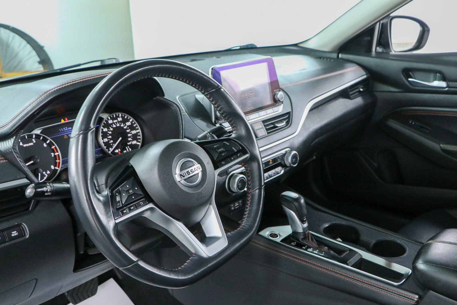 Used 2021 Nissan Altima 2.5 SR w/ SR Premium Package FWD image 23