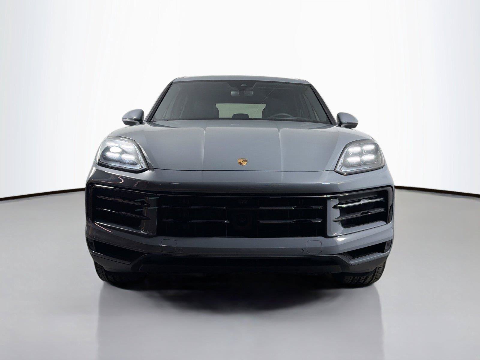 Certified 2025 Porsche Cayenne AWD/4WD image 10