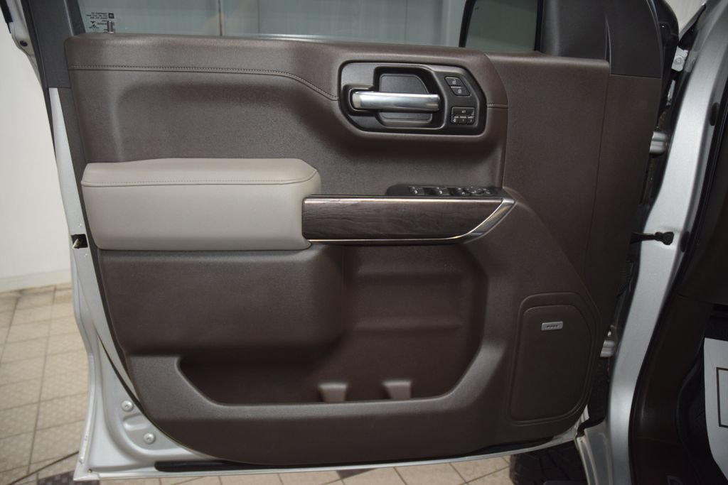 Used 2019 Chevrolet Silverado 1500 LTZ w/ LTZ Premium Package AWD/4WD image 52