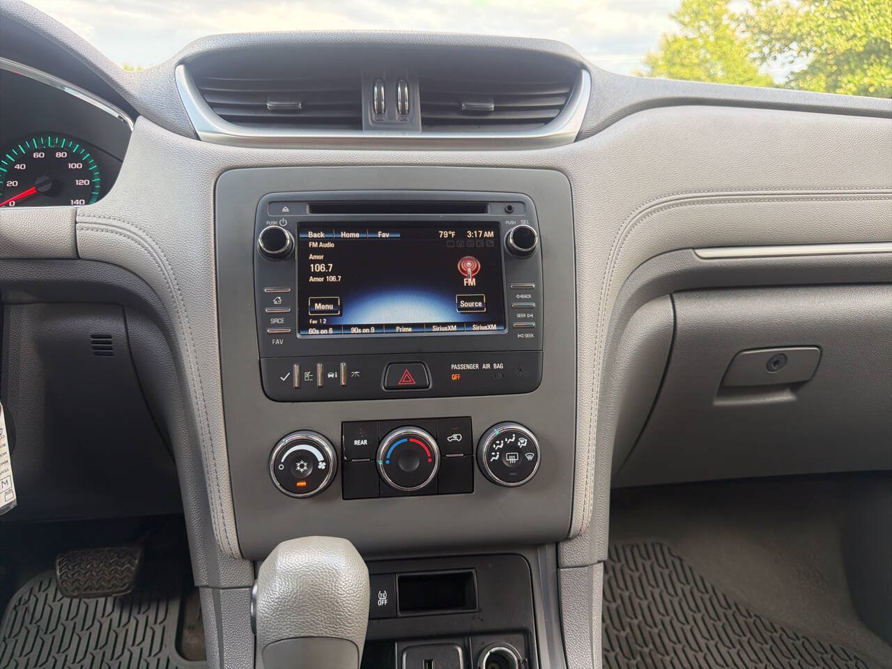 Used 2016 Chevrolet Traverse LS FWD image 13