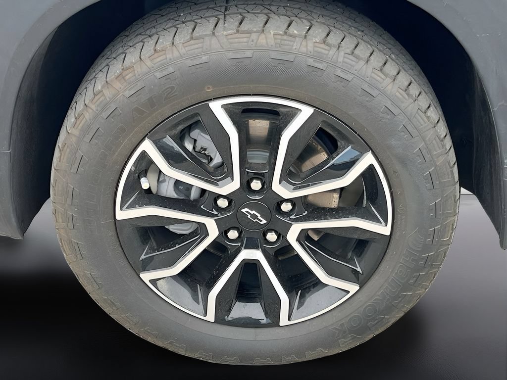 Used 2024 Chevrolet TrailBlazer ACTIV w/ Driver Confidence Package AWD/4WD image 29