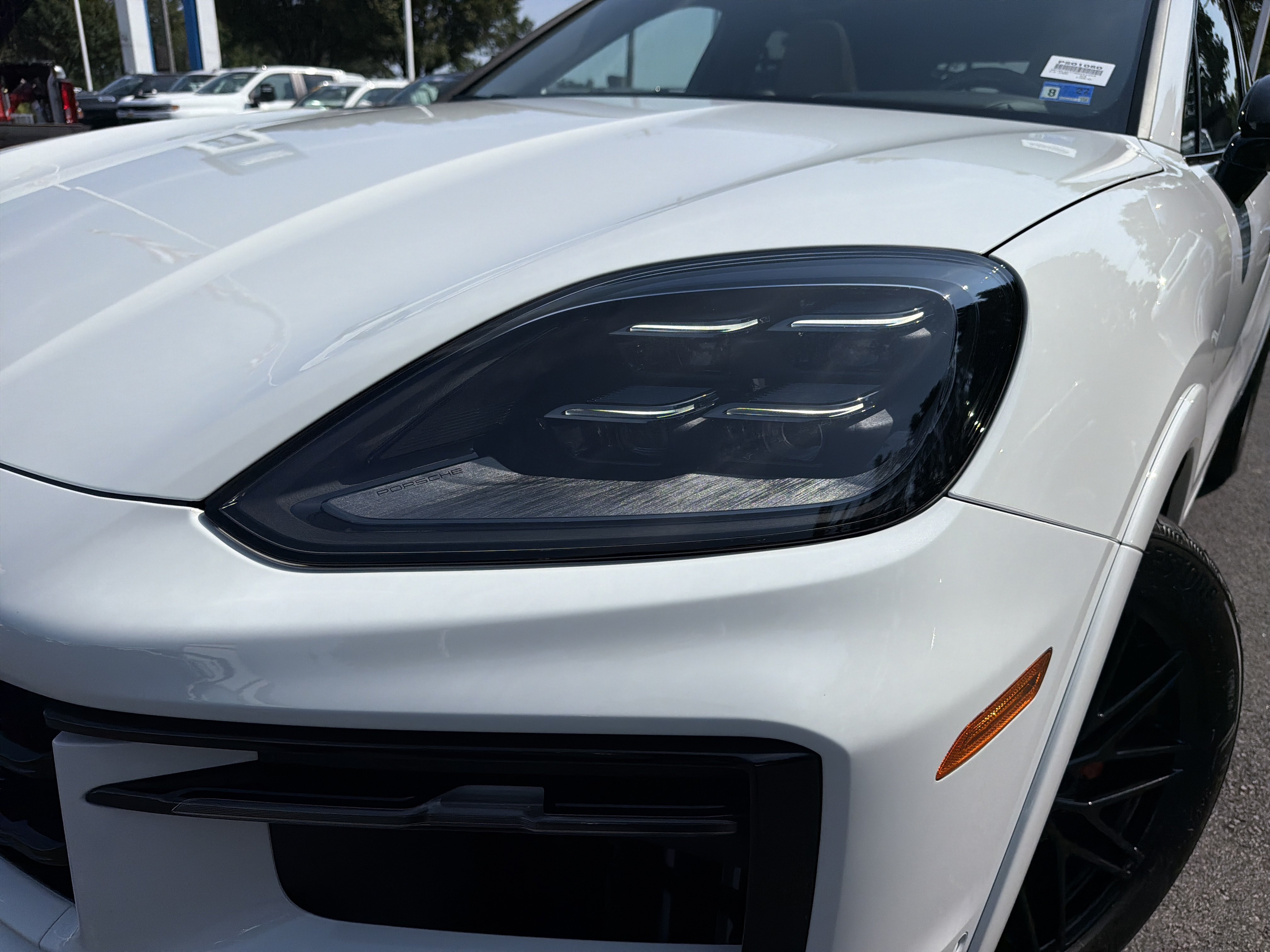 Used 2024 Porsche Cayenne S AWD/4WD image 6