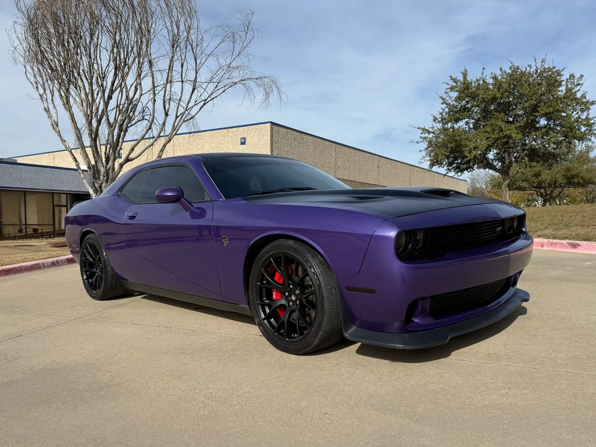 Used 2016 Dodge Challenger SRT Hellcat image 8