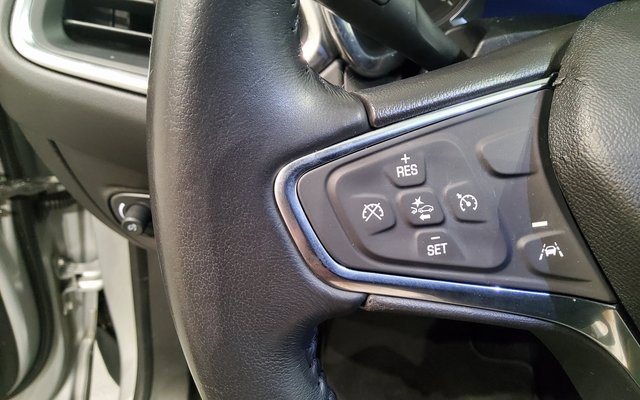 Used 2020 Chevrolet Equinox LT image 29