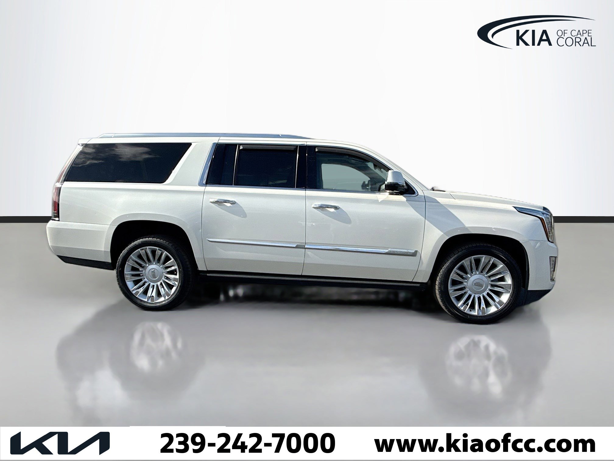 Used 2015 Cadillac Escalade ESV Platinum image 6