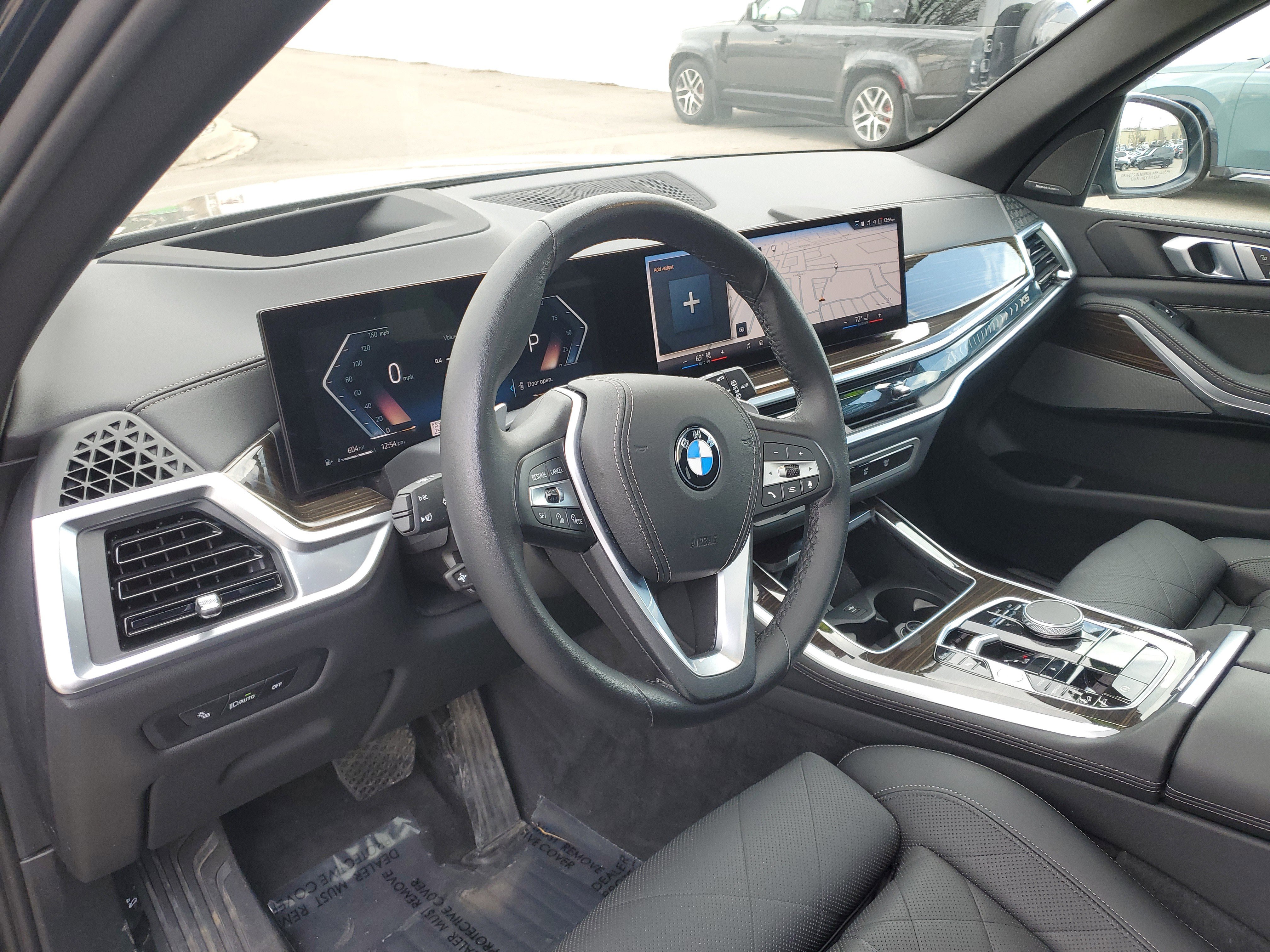 Certified 2025 BMW X5 xDrive40i w/ Climate Comfort Package image 10