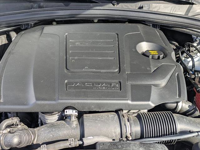 Used 2020 Jaguar F-PACE Prestige image 23