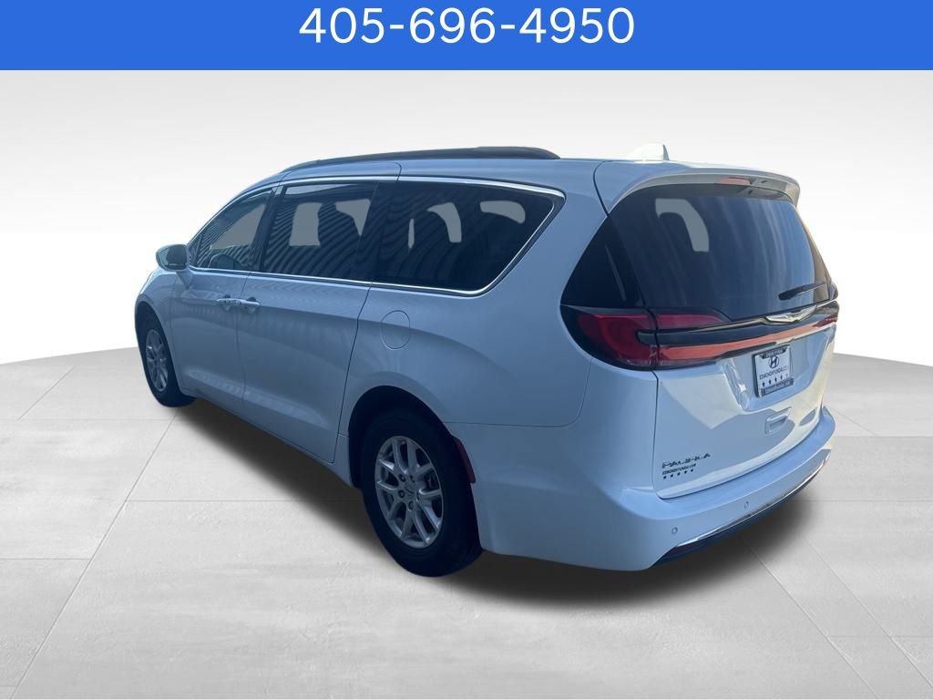 Used 2022 Chrysler Pacifica Touring-L image 42