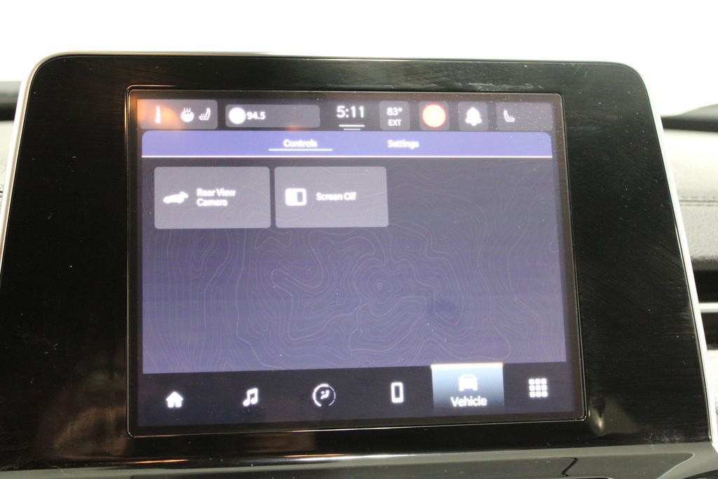 Used 2025 Jeep Compass Latitude image 33