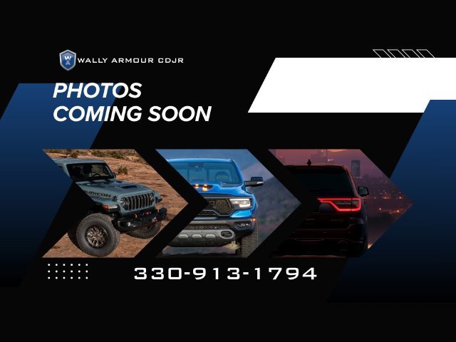 Used 2015 Dodge Challenger SRT Hellcat RWD image 1