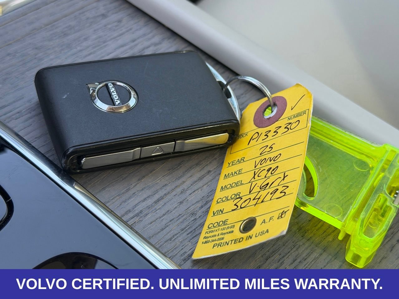 Certified 2025 Volvo XC90 B6 Plus w/ Protection Package Premier AWD/4WD image 37