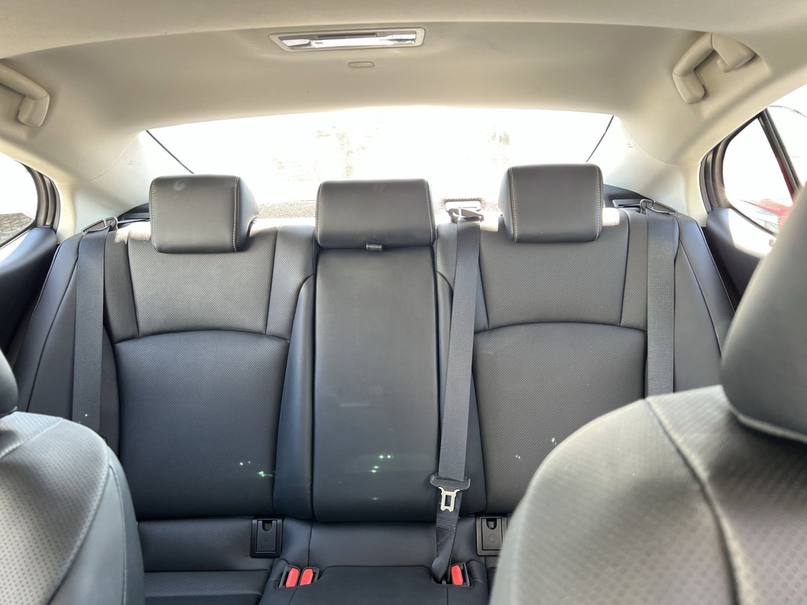 Used 2024 Lexus ES 350 w/ Premium Package image 4