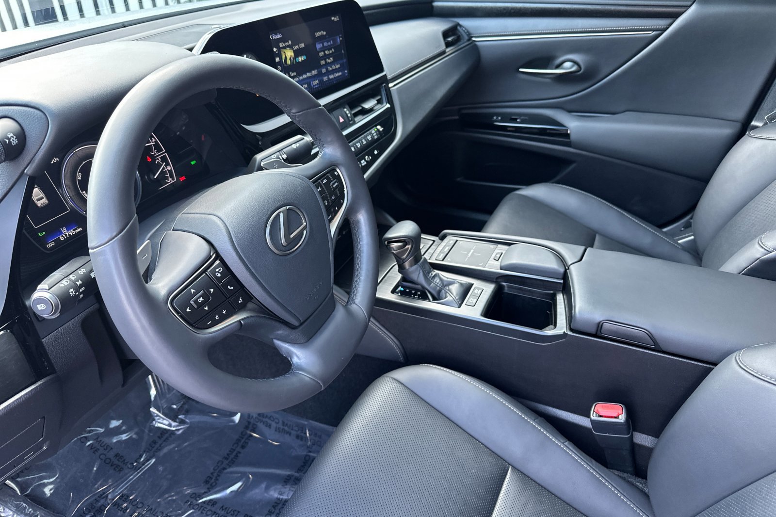 Used 2022 Lexus ES 300h ES 300h image 10