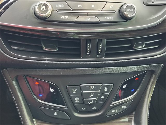 Used 2019 Buick Envision Premium image 25