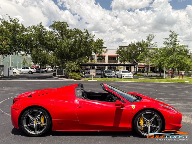 Used 2013 Ferrari 458 Spider RWD image 57