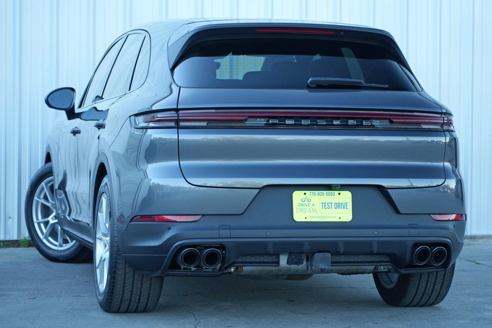 Used 2024 Porsche Cayenne S image 6