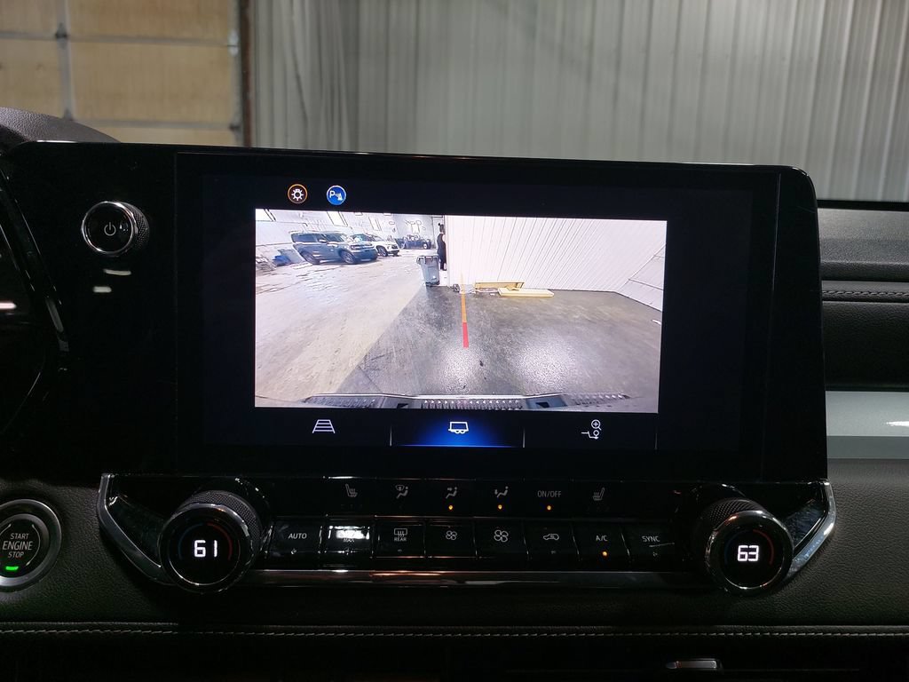 Used 2023 Chevrolet Colorado LT w/ LT Convenience Package II AWD/4WD image 24