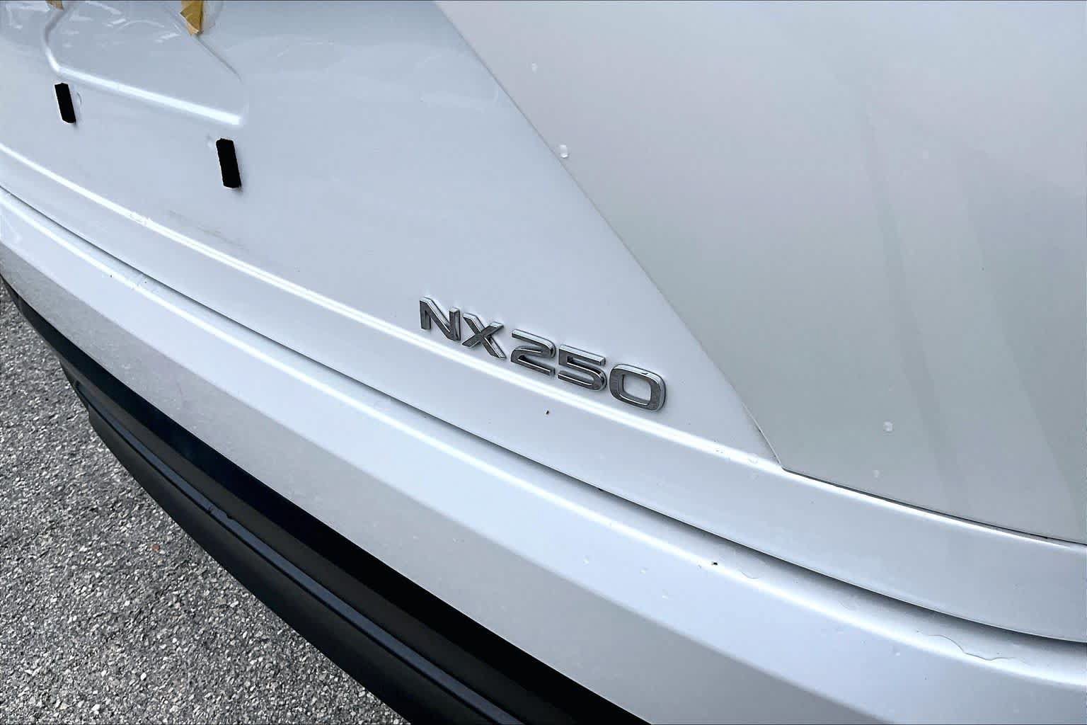 Used 2024 Lexus NX 250 FWD w/ Towing Package (2000 Lbs) image 10
