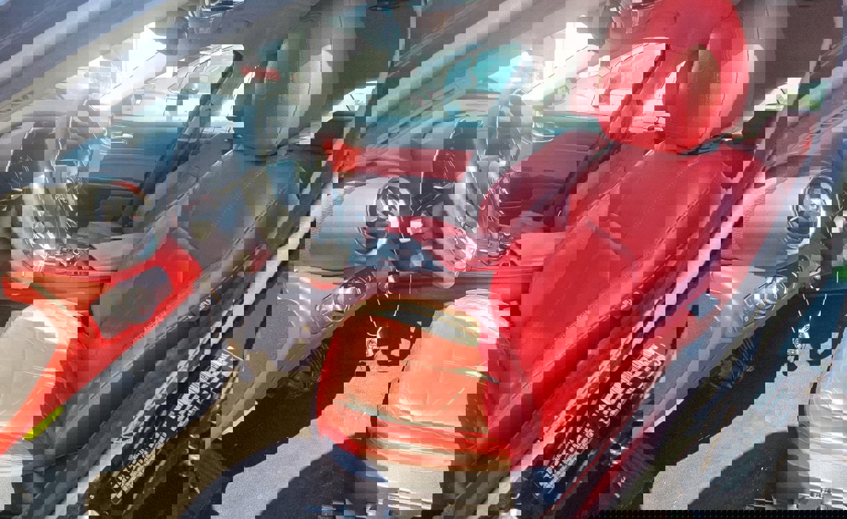 Used 2019 Alfa Romeo Giulia w/ Quick Order Package 22K Sport RWD image 3