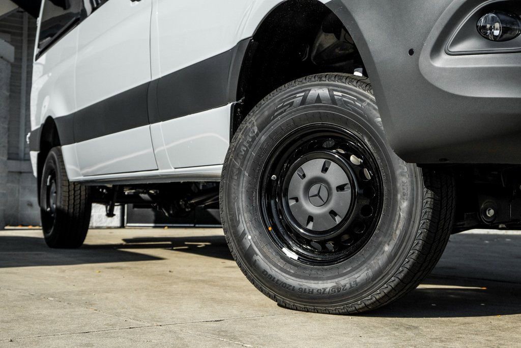 New 2025 Mercedes-Benz Sprinter 2500 image 7