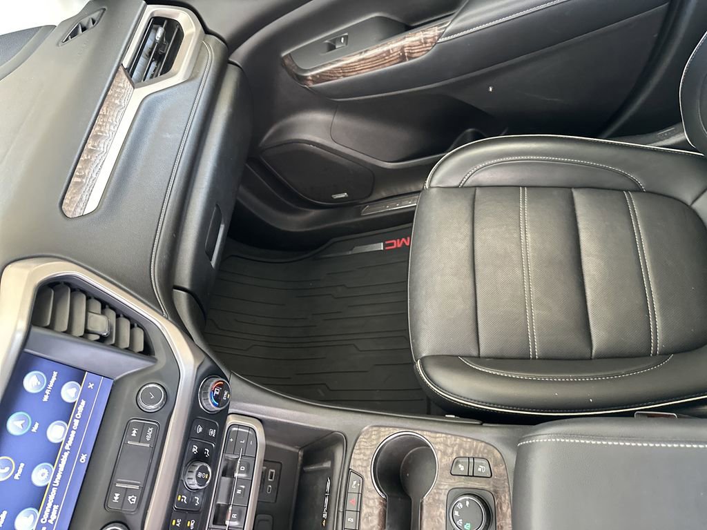 Used 2021 GMC Acadia Denali w/ Denali Ultimate Package image 24