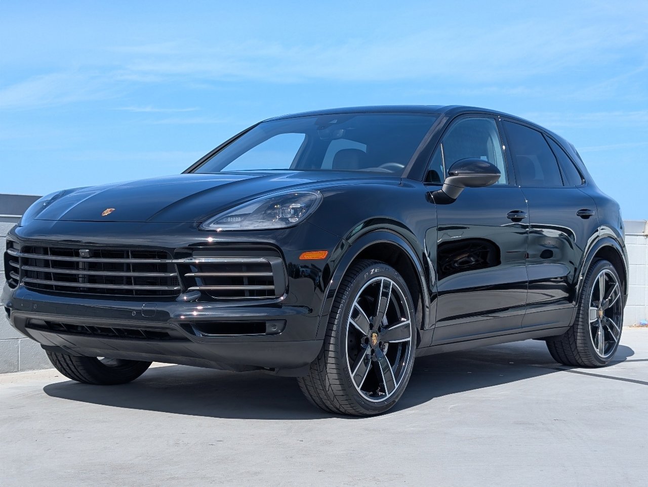 Certified 2023 Porsche Cayenne video 1