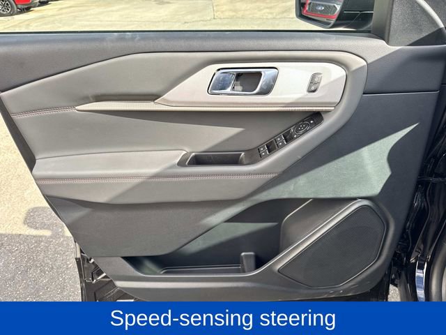 Used 2025 Ford Explorer Active w/ Active Comfort Package image 22