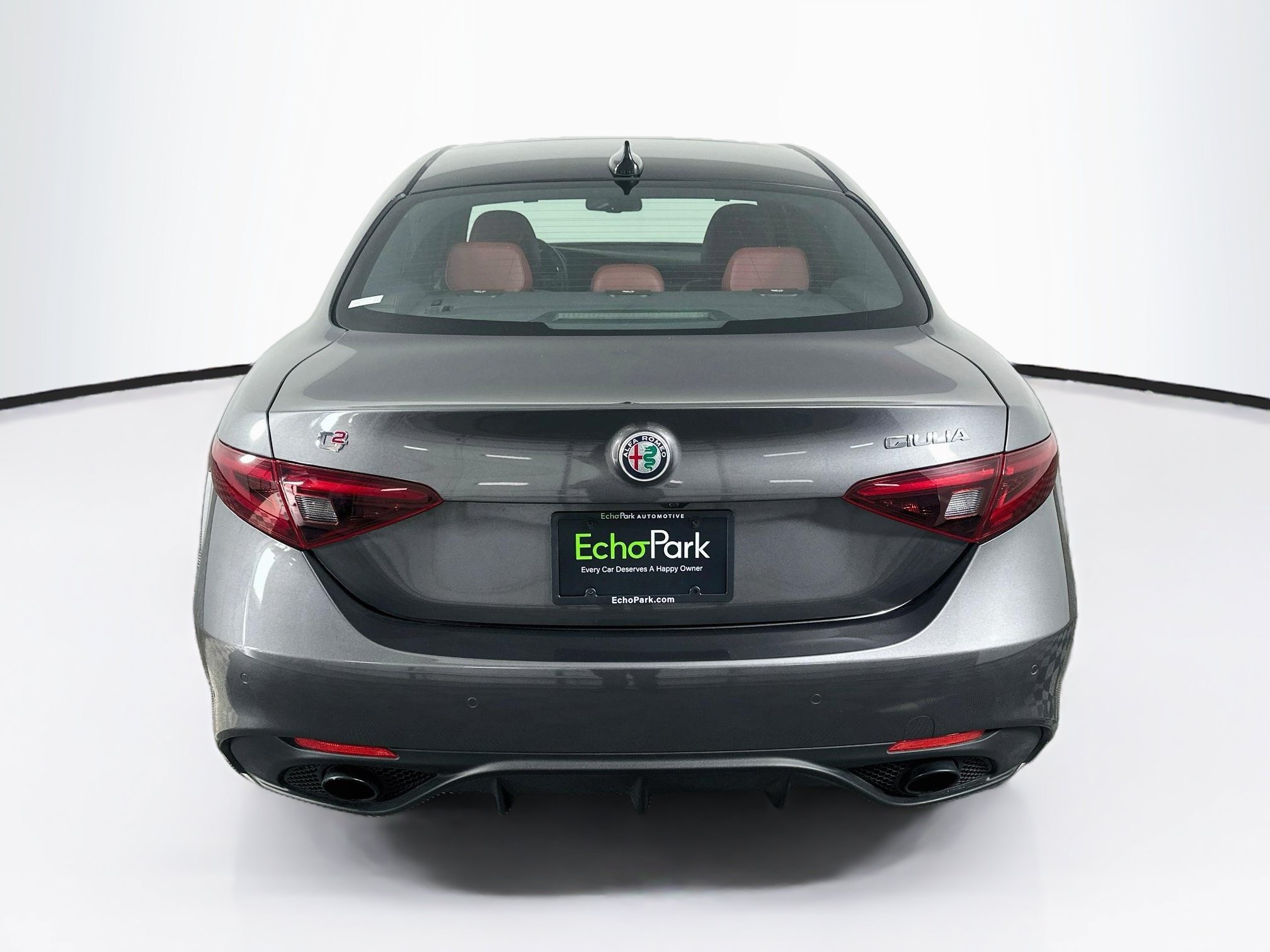 Used 2023 Alfa Romeo Giulia Veloce RWD image 7