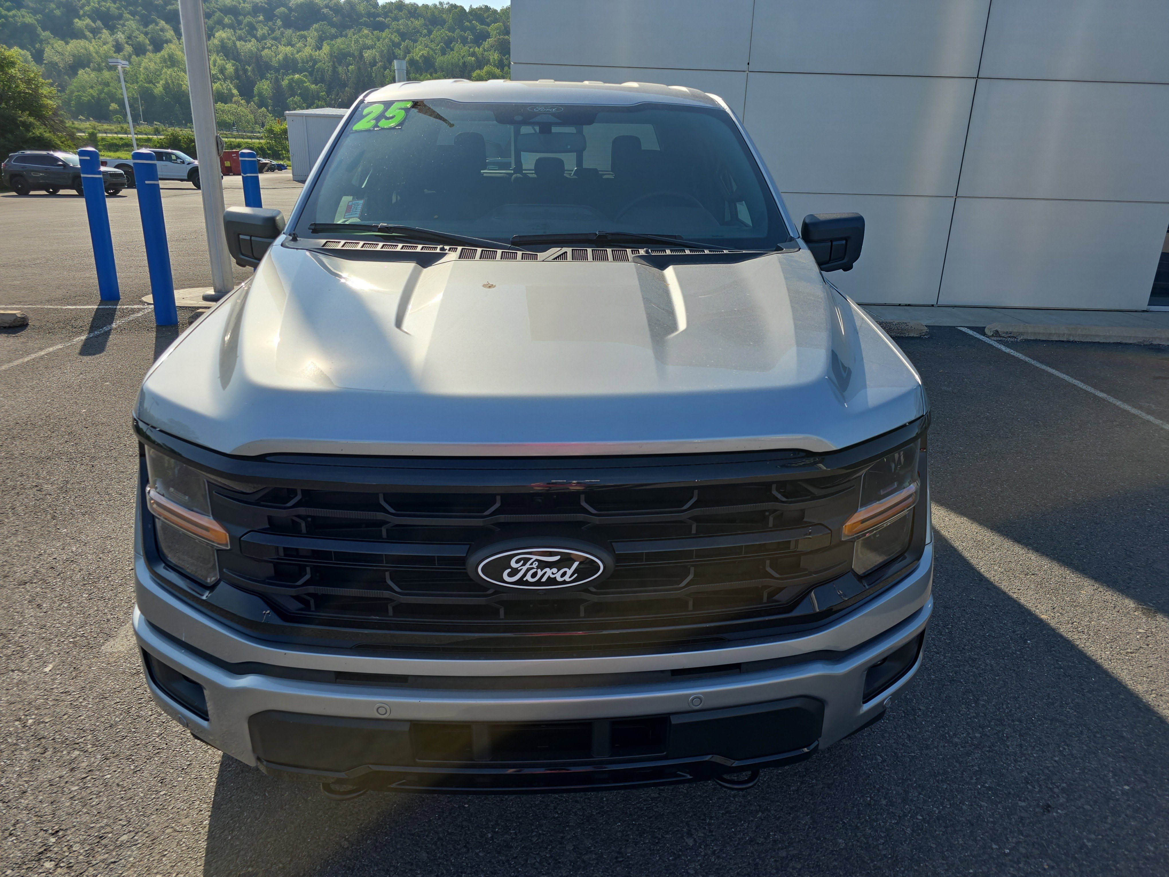 New 2025 Ford F150 XLT image 9