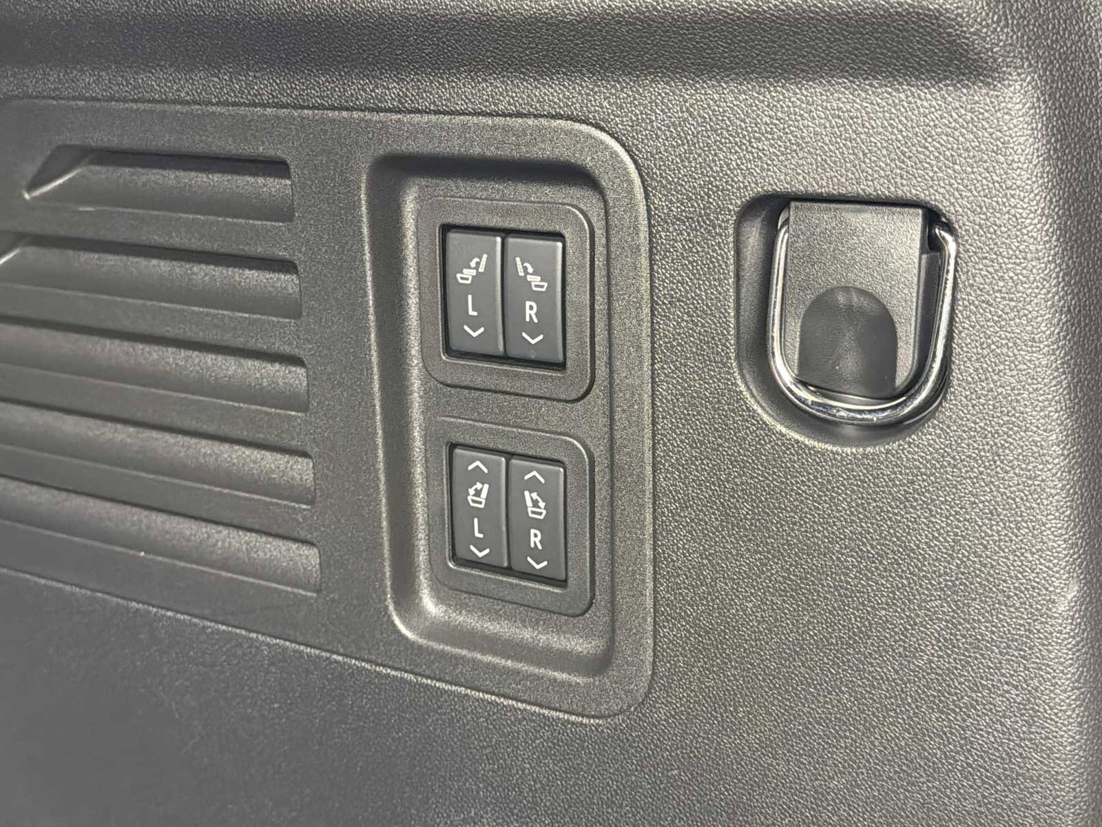 New 2026 Buick Enclave Sport Touring w/ Power Package image 18