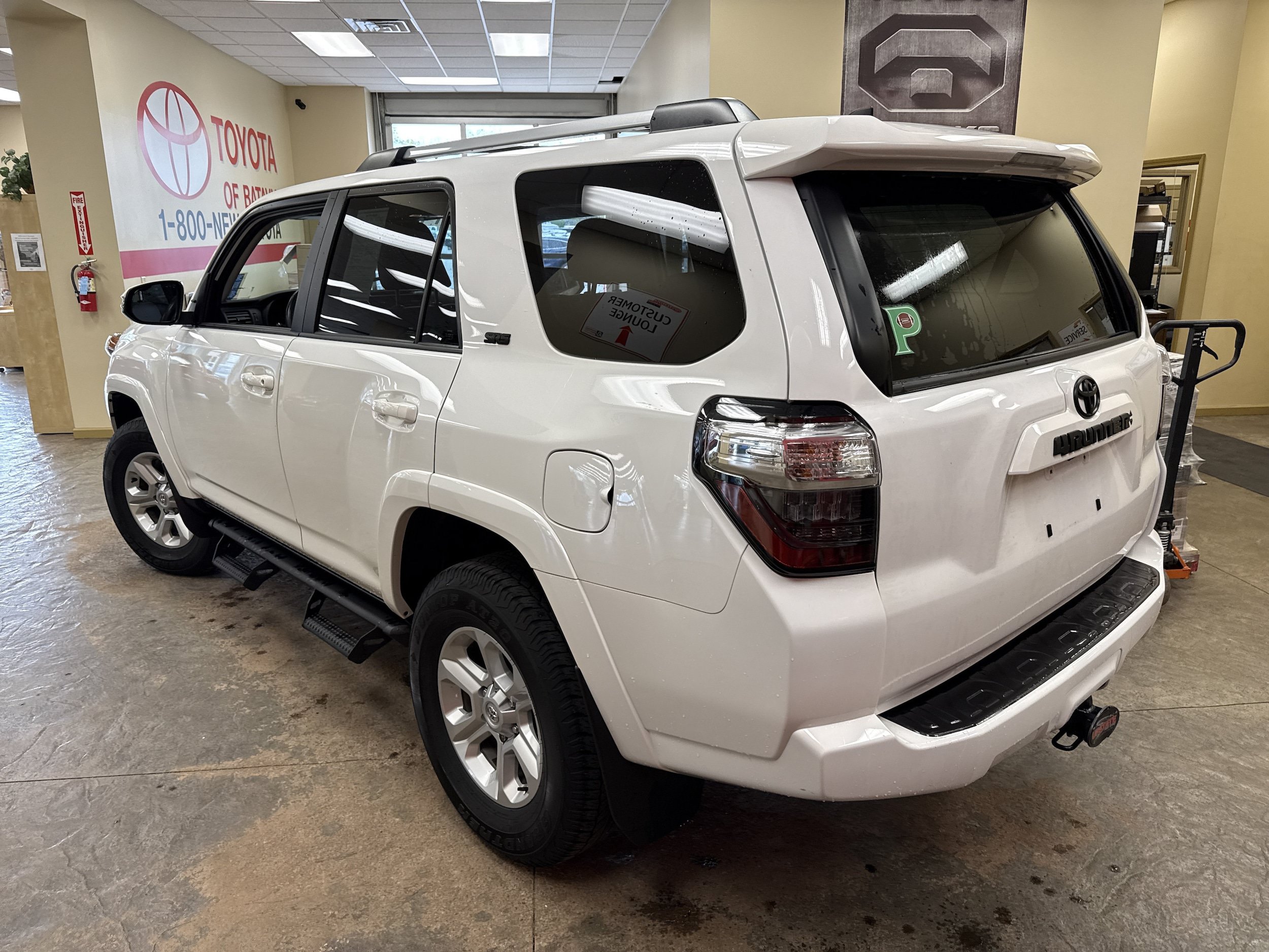 Certified 2024 Toyota 4Runner SR5 Premium w/ Moonroof Package AWD/4WD image 8