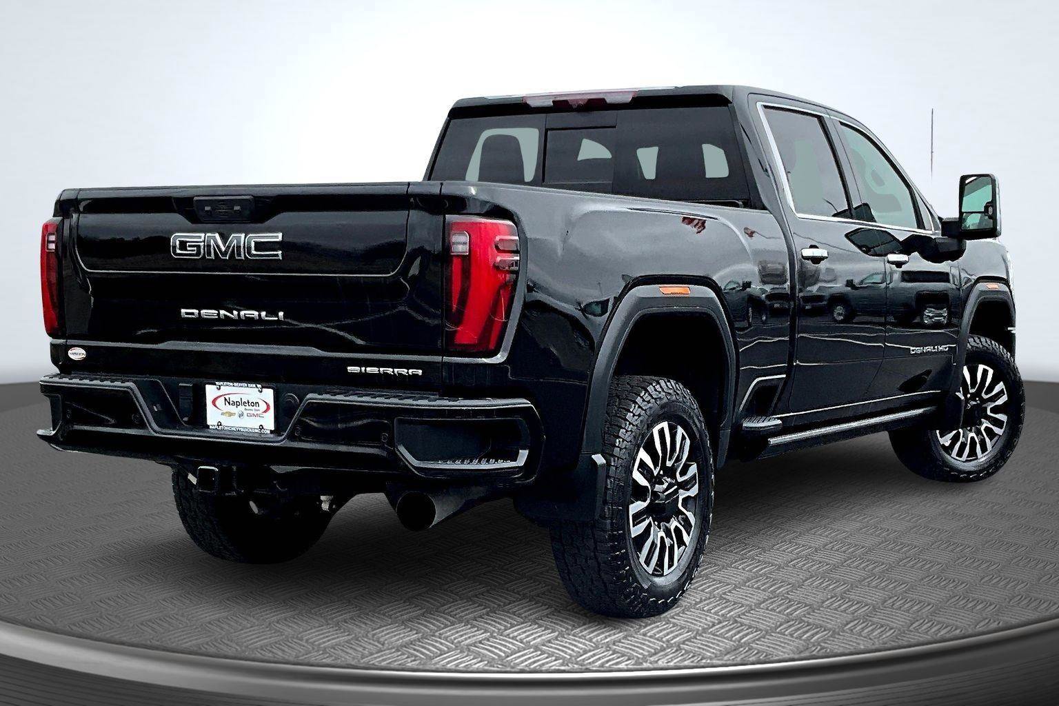 Used 2024 GMC Sierra 2500 Denali Ultimate w/ LPO, GMC Protection Package image 2