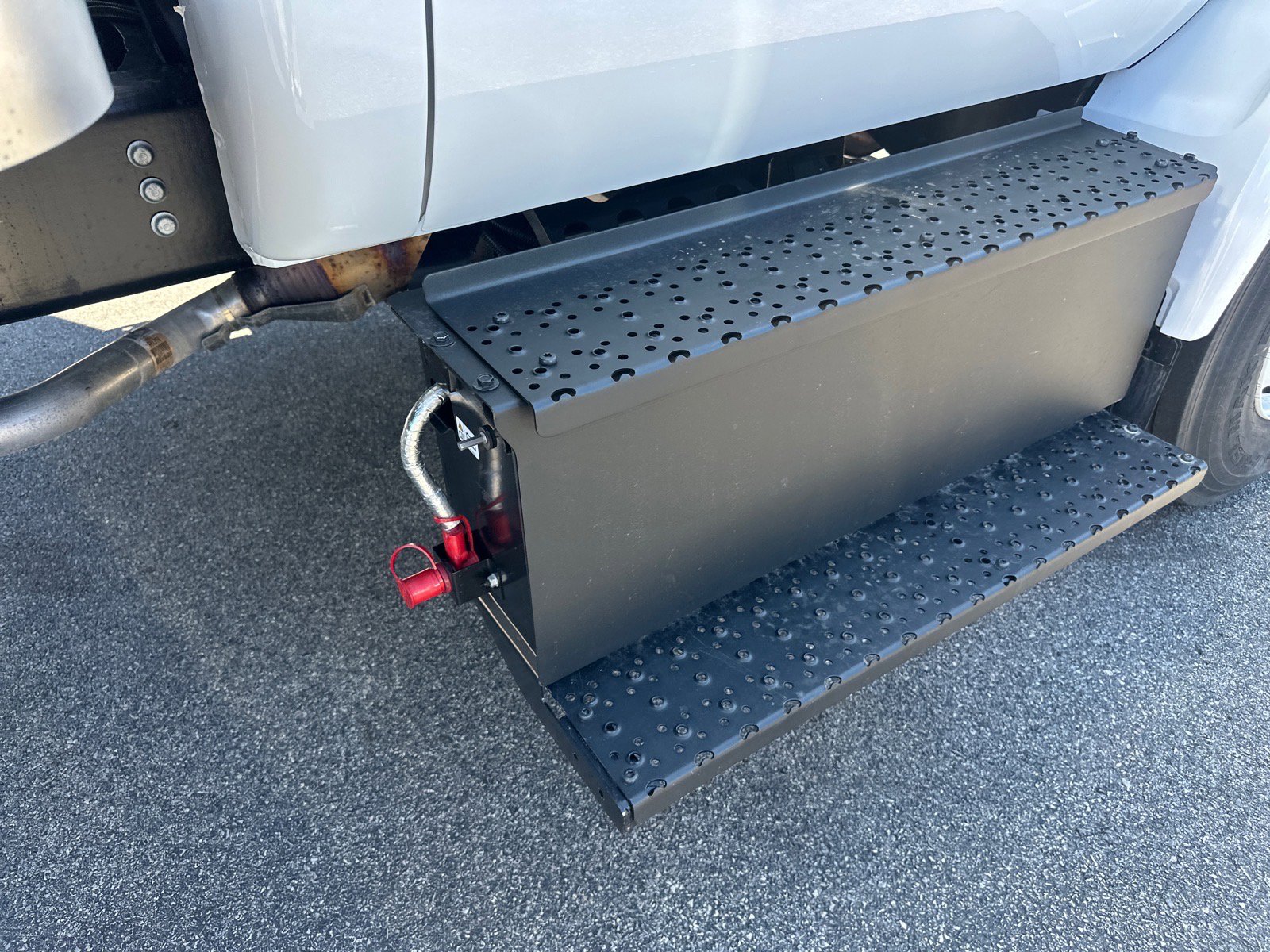 New 2026 Ford F650 2WD Regular Cab Super Duty image 18