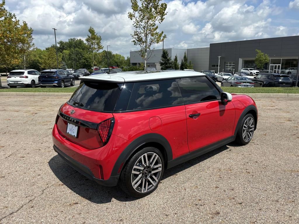 Certified 2025 MINI Cooper S image 7
