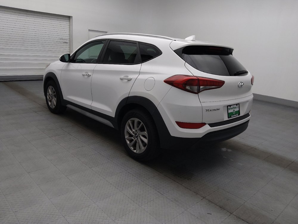 Used 2017 Hyundai Tucson SE Plus w/ Cargo Package FWD image 3