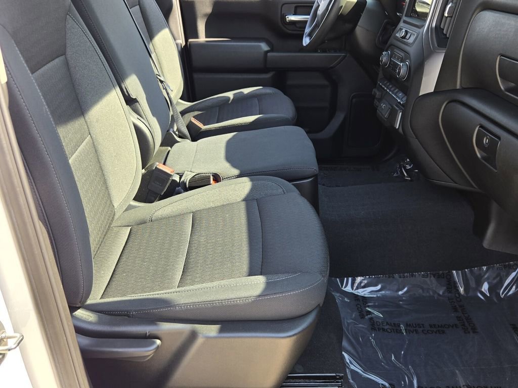 Used 2024 Chevrolet Silverado 2500 Custom w/ Custom Value Package image 18