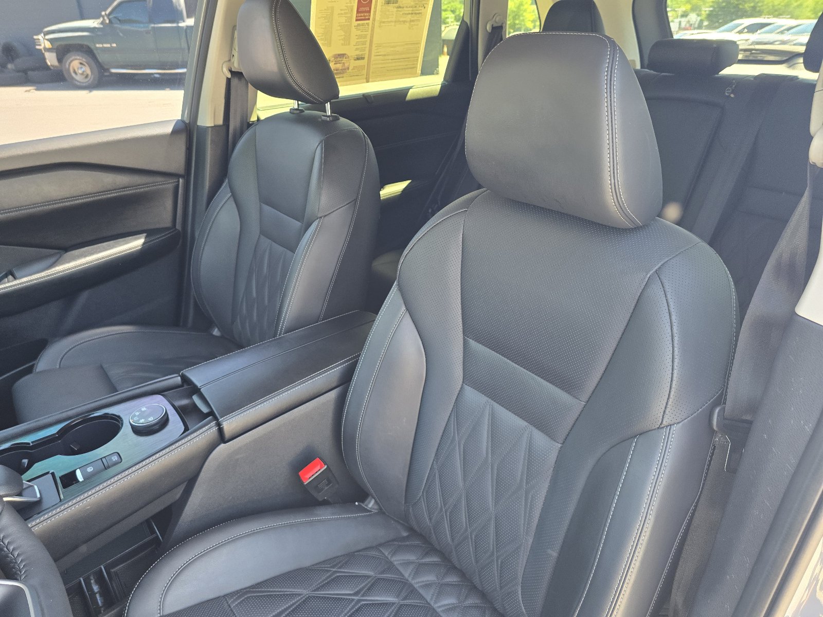 Certified 2024 Nissan Rogue Platinum w/ Platinum Premium Package AWD/4WD image 13