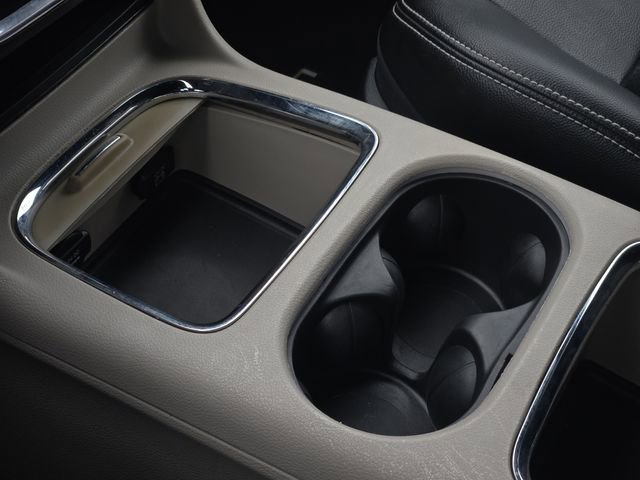 Used 2017 Dodge Grand Caravan SXT image 23