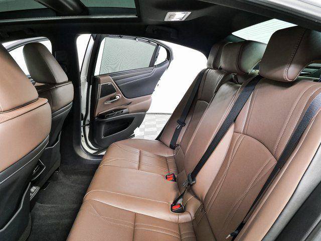 Used 2024 Lexus ES 350 Ultra Luxury w/ Accessory Package (Z2) FWD image 21