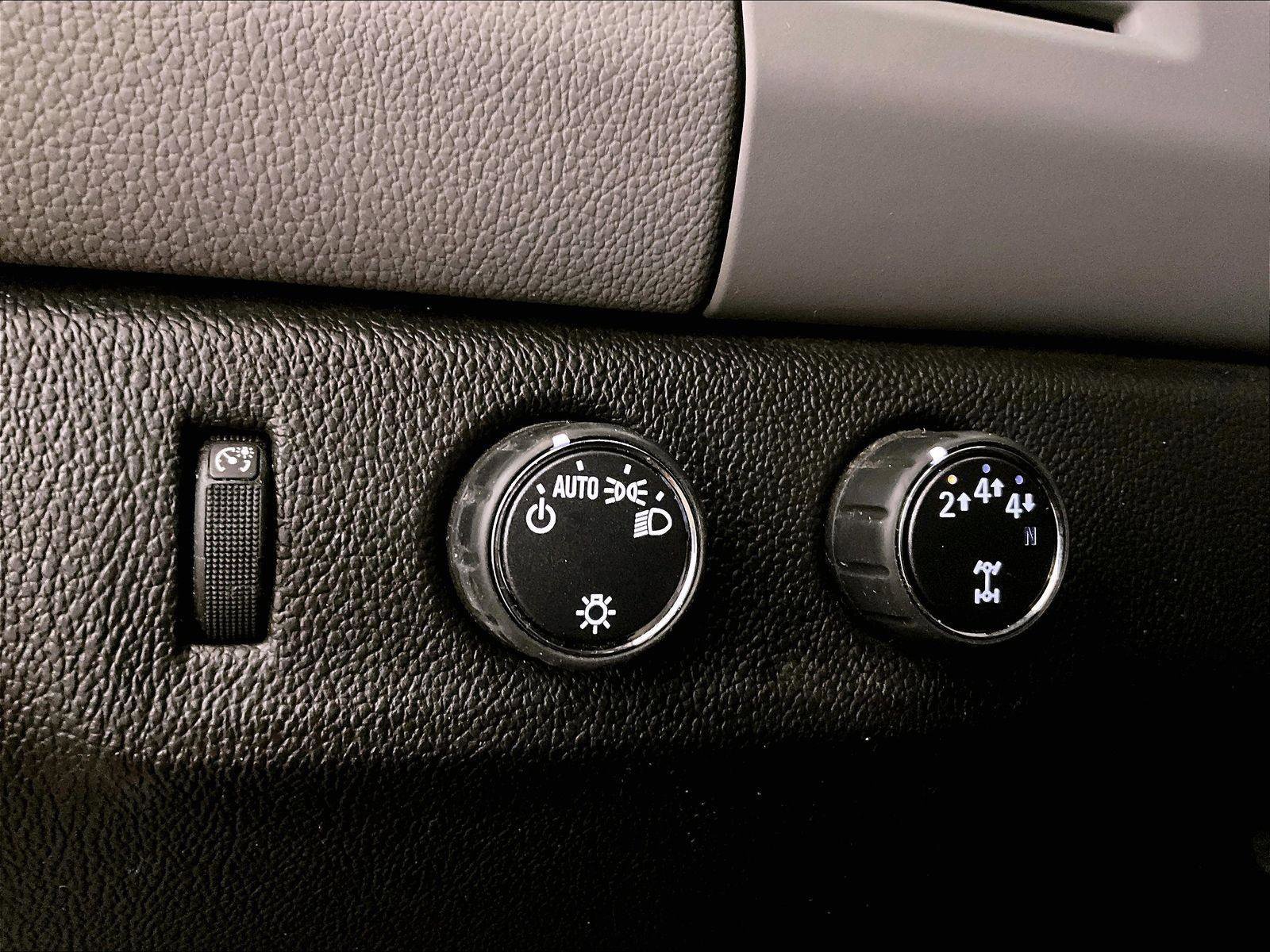 Used 2019 Chevrolet Colorado W/T w/ WT Convenience Package AWD/4WD image 30