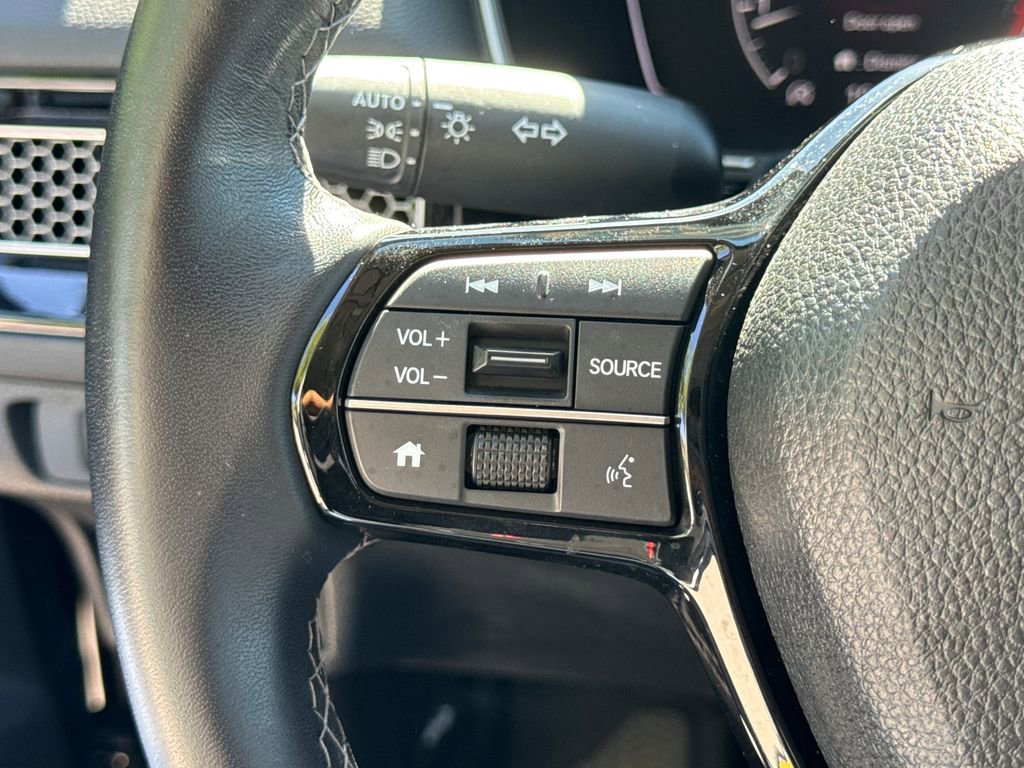 Certified 2024 Honda Civic EX-L image 25
