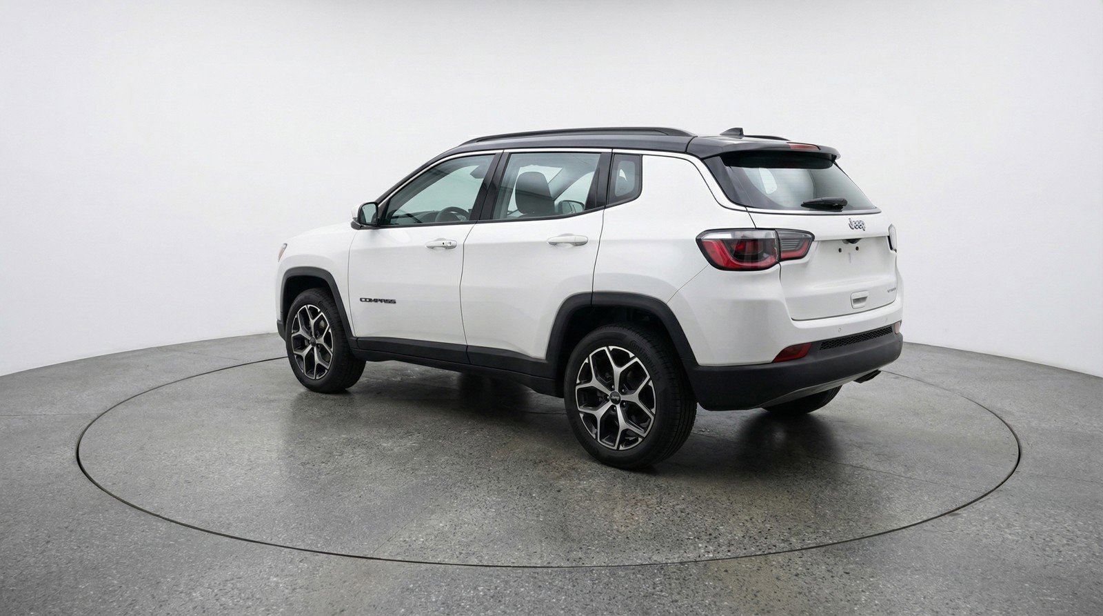 Used 2025 Jeep Compass Limited image 6