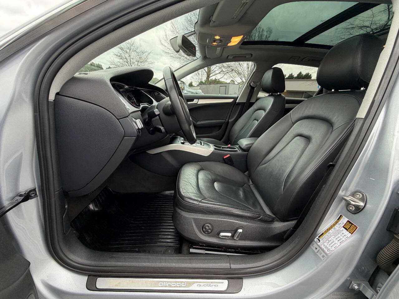 Used 2015 Audi A4 Premium Plus w/ Premium Plus Package image 14