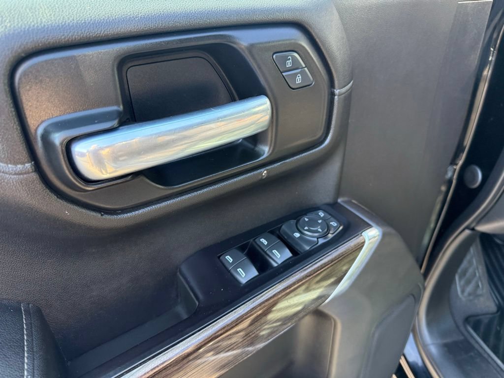 Used 2020 Chevrolet Silverado 1500 LT w/ All-Star Edition AWD/4WD image 14