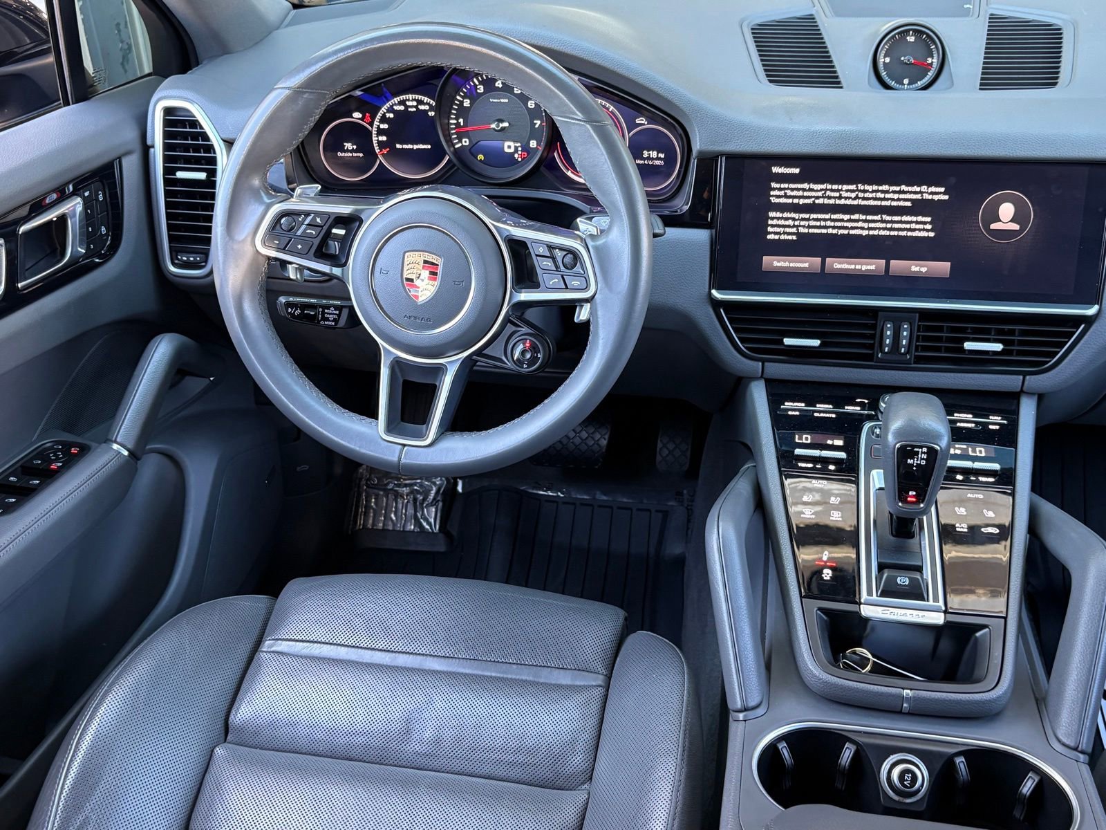 Used 2023 Porsche Cayenne Coupe AWD/4WD image 13