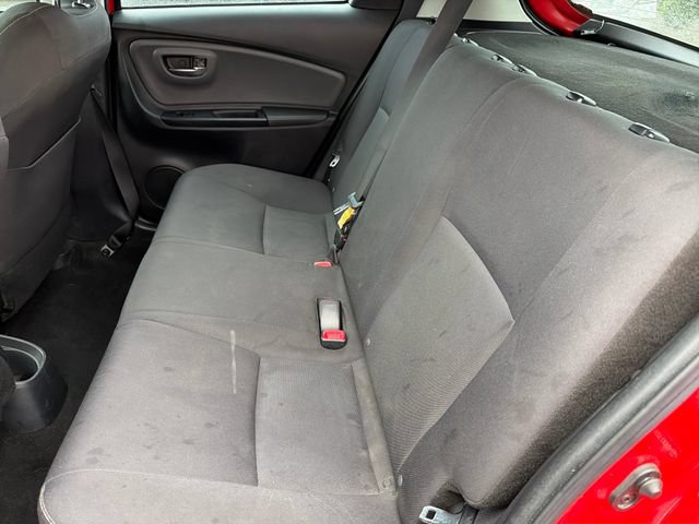 Used 2015 Toyota Yaris SE FWD image 20
