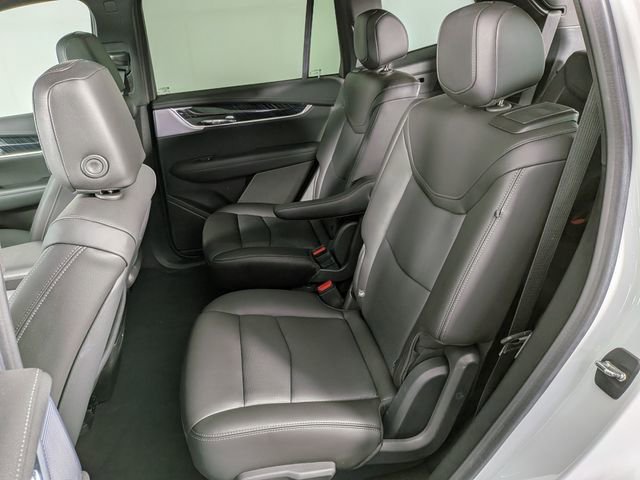 Certified 2023 Cadillac XT6 Premium Luxury w/ LPO, Floor Liner Package AWD/4WD image 28