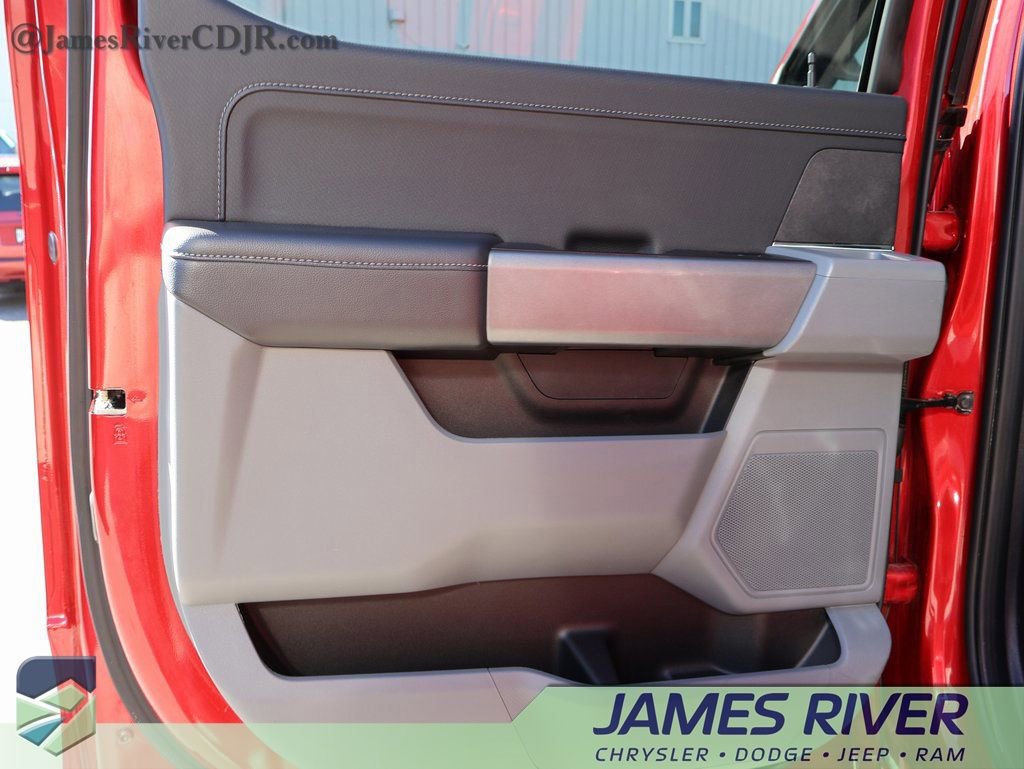 Used 2025 Ford F150 XLT w/ Equipment Group 301A Standard image 16